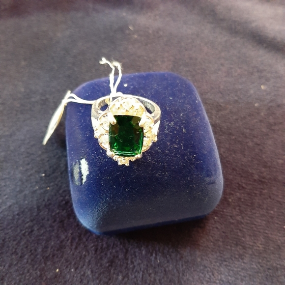 Ladies jewelry - Picture 5 of 8